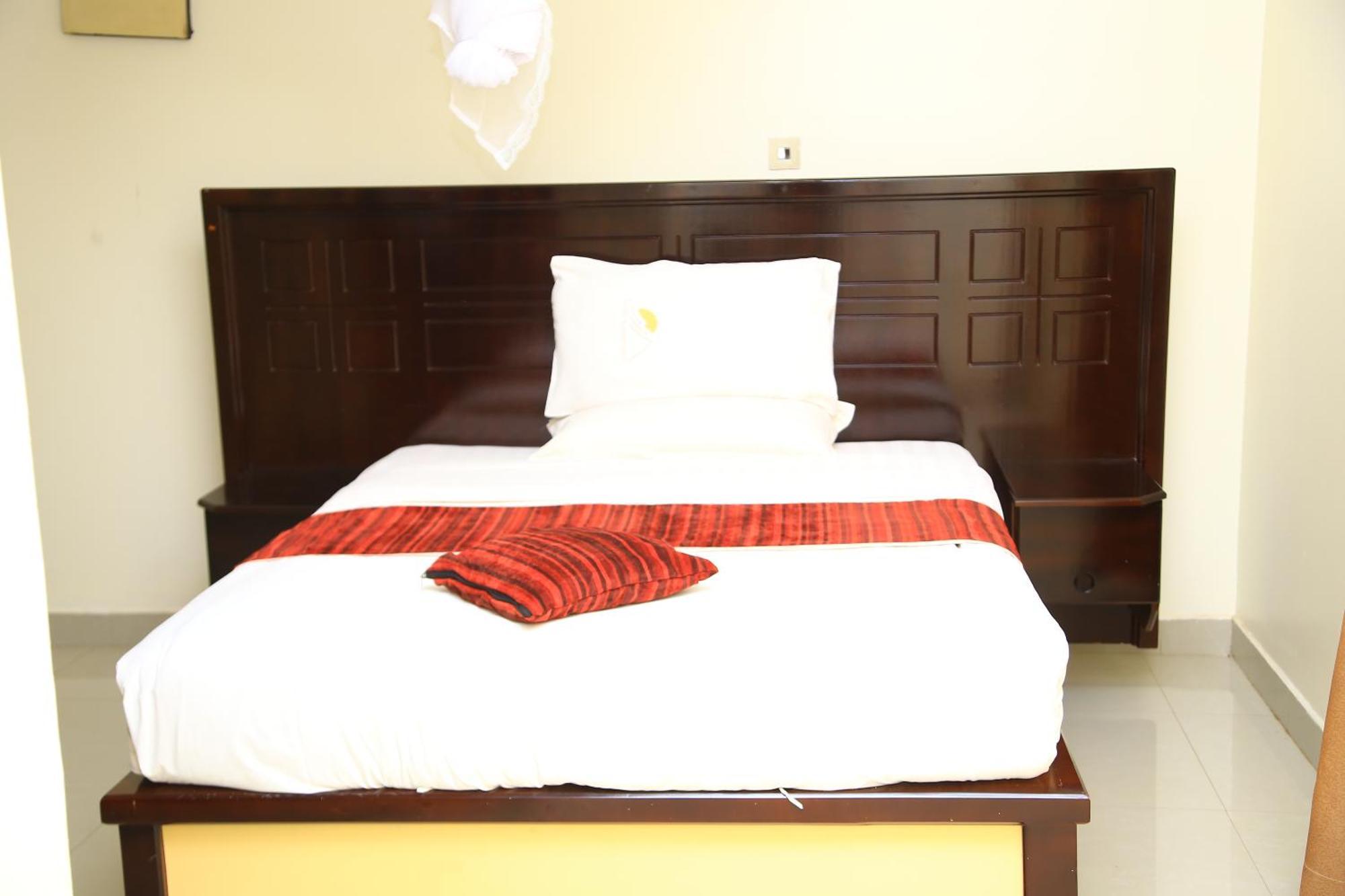 Glory Summit Hotel Hoima Exterior photo