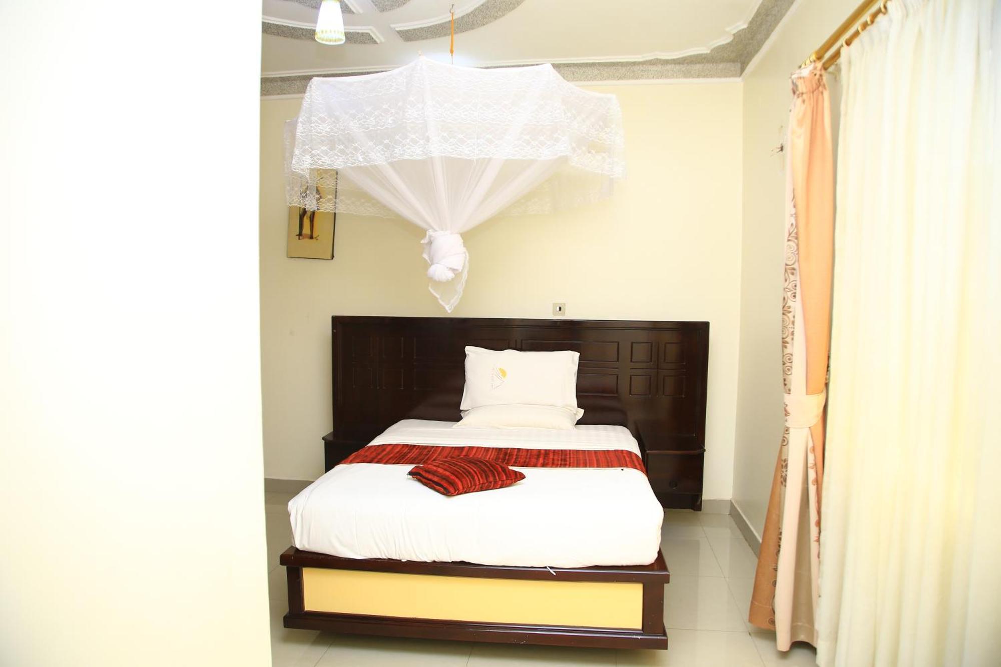 Glory Summit Hotel Hoima Exterior photo