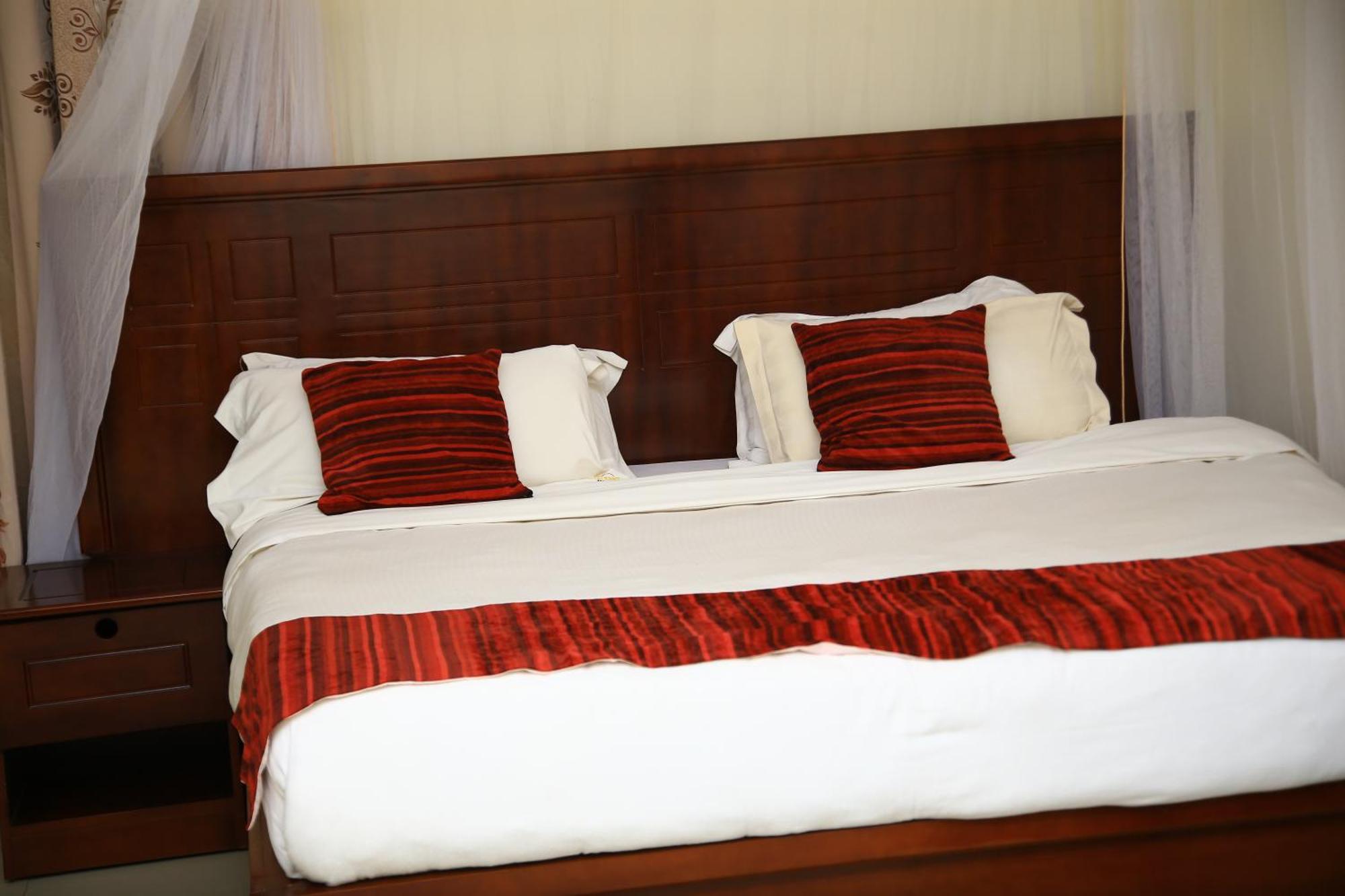 Glory Summit Hotel Hoima Exterior photo